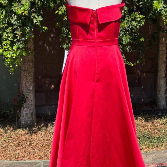 Xscape NWT Strapless Red Gown Size 4 Formal A-Line Evening Prom Dress - Picture 9 of 12